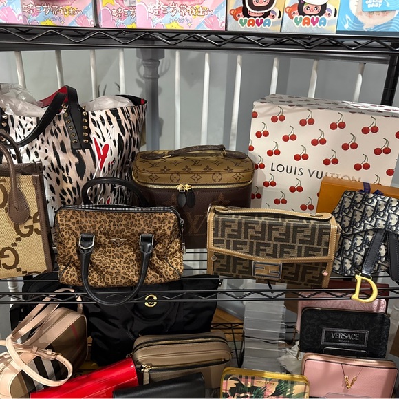 🩷ARM CANDEE LUX IS LIVE🩷
⚡️LIKE THIS FLYER⚡️GET NOTIFIED WHEN WE’RE⭐️LIVE⭐️ - Picture 10 of 12